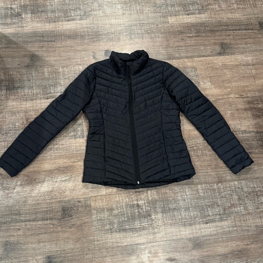 Old Navy Women’s Puffer Jacket